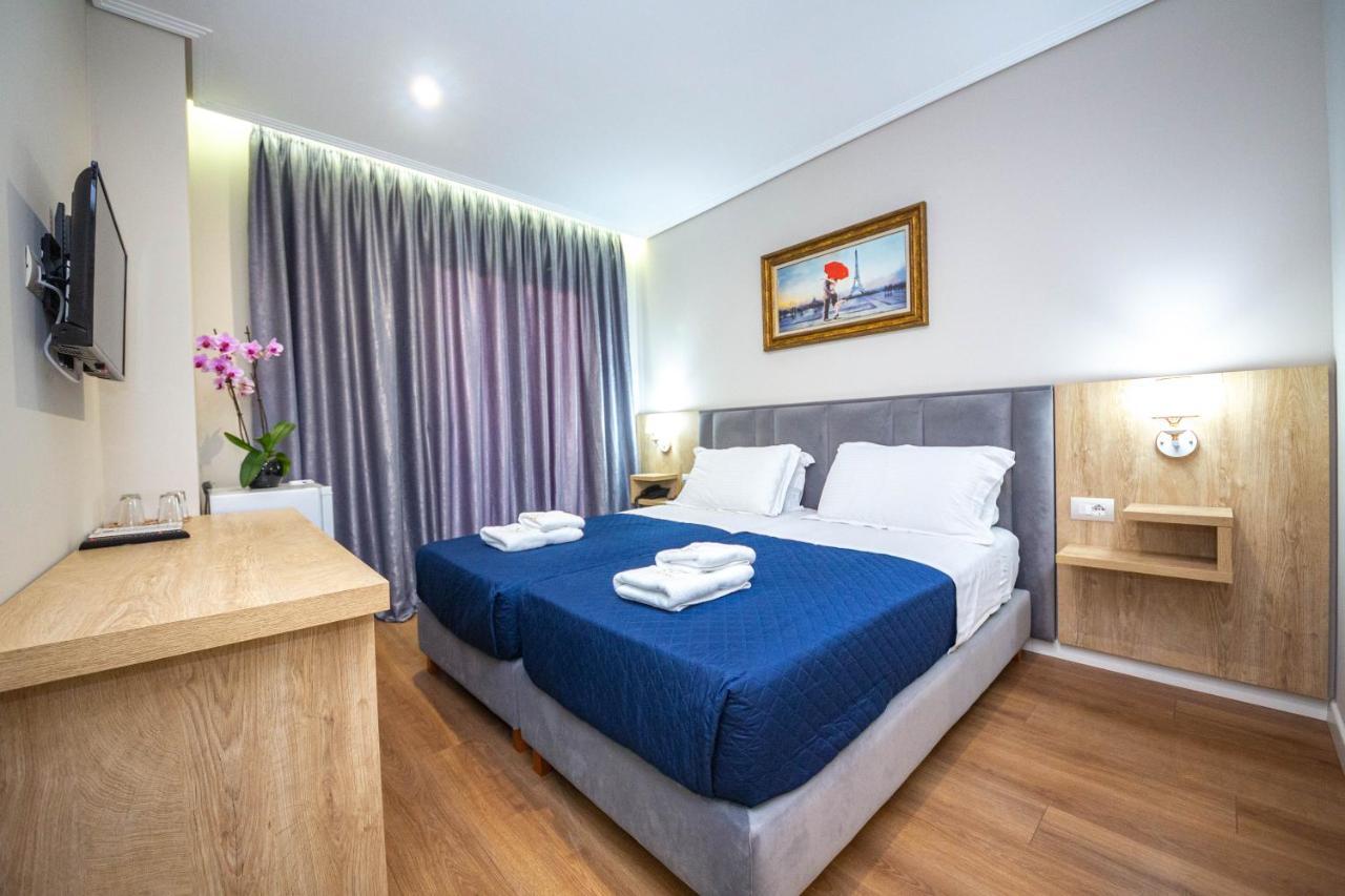 Class Hotel Ксамил Екстериор снимка